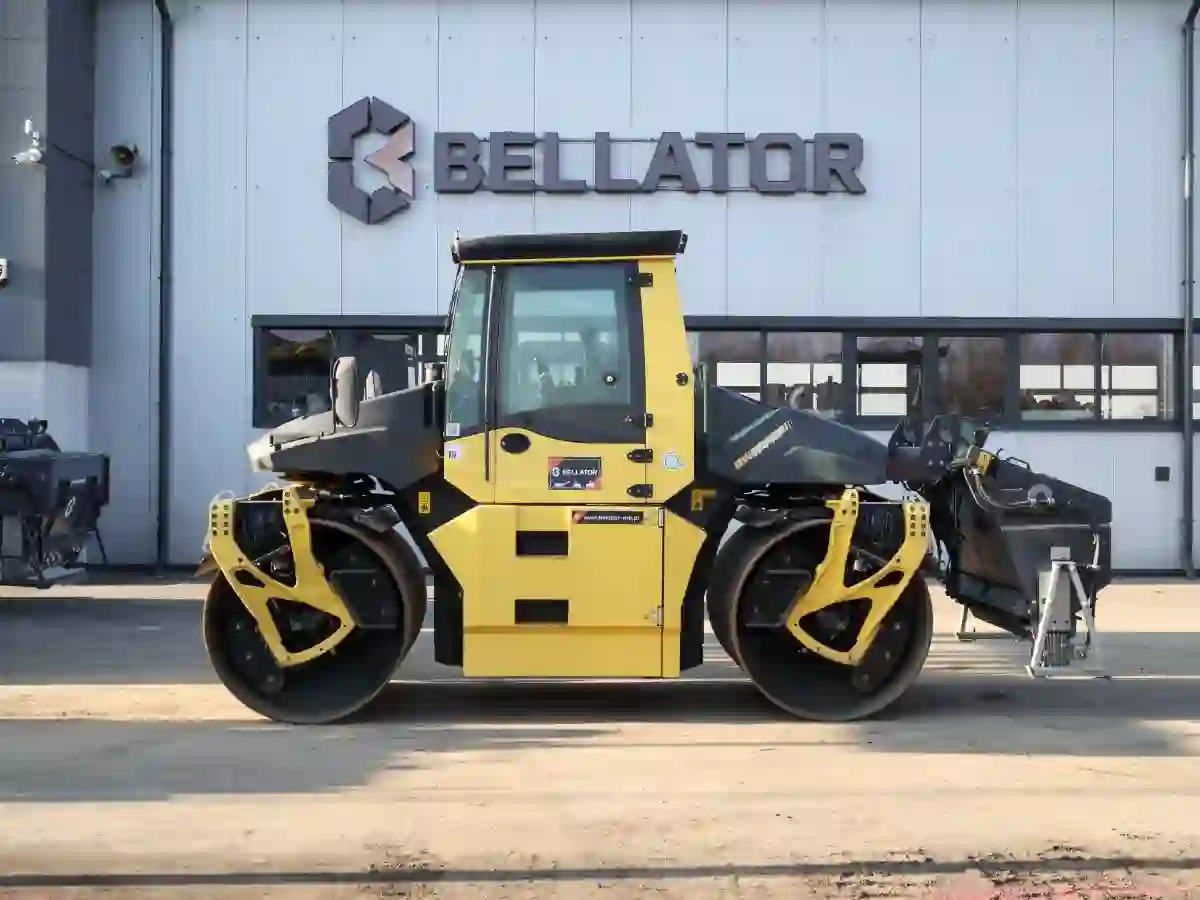 Válec BOMAG BW 174 AP-4v